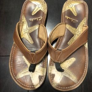 Clark’s leather flip flops 8